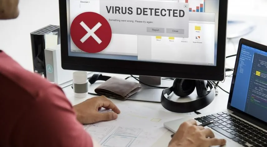Panicked user with warnings vs calm user with adblock shield